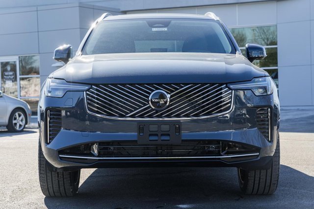 New 2026 Volvo XC90 B6 Ultra w/ Protection Package Premier image 2
