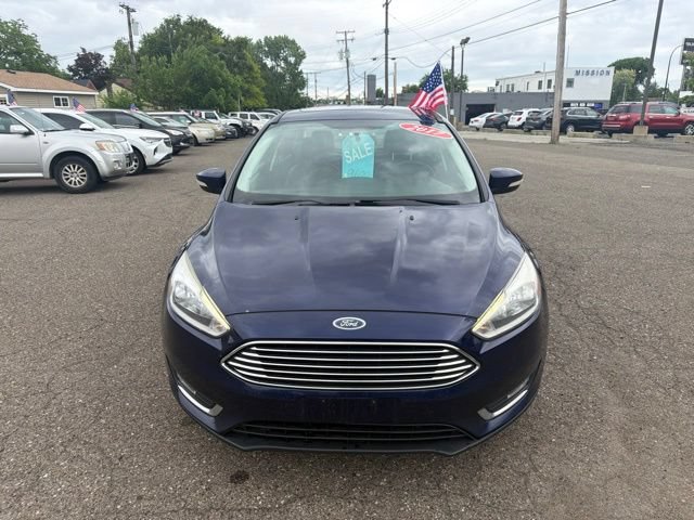 Used 2017 Ford Focus Titanium FWD image 2