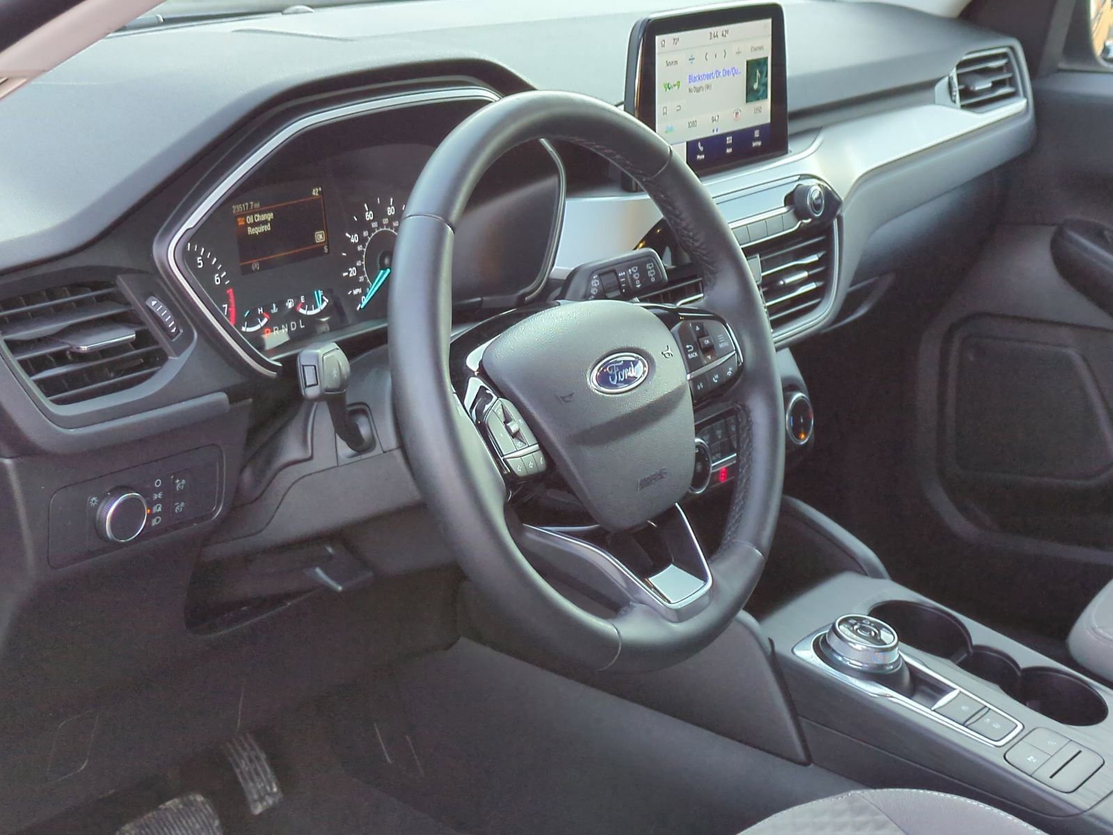 Used 2022 Ford Escape SE w/ Cold Weather Package image 14