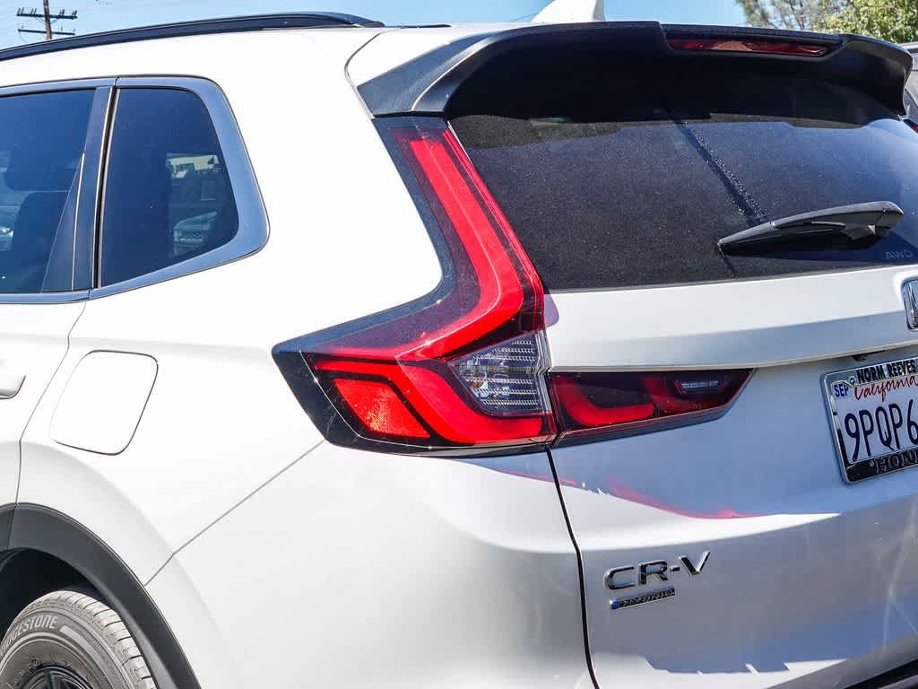 Used 2025 Honda CR-V Sport-L image 15