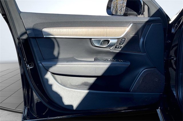 Certified 2024 Volvo V90 B6 Cross Country Plus w/ Climate Package image 24