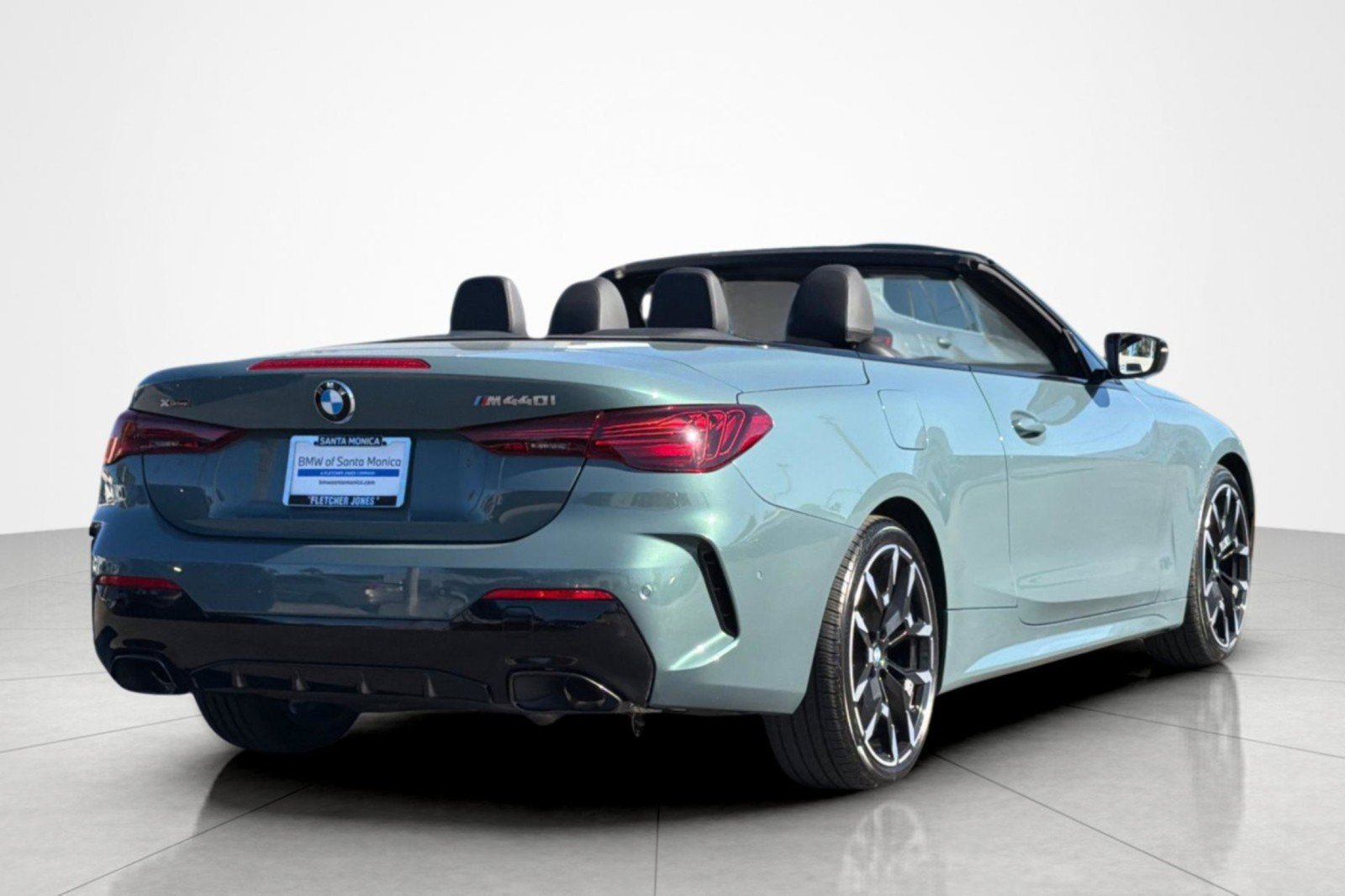 Used 2025 BMW 440i xDrive Convertible w/ Premium Package AWD/4WD image 5