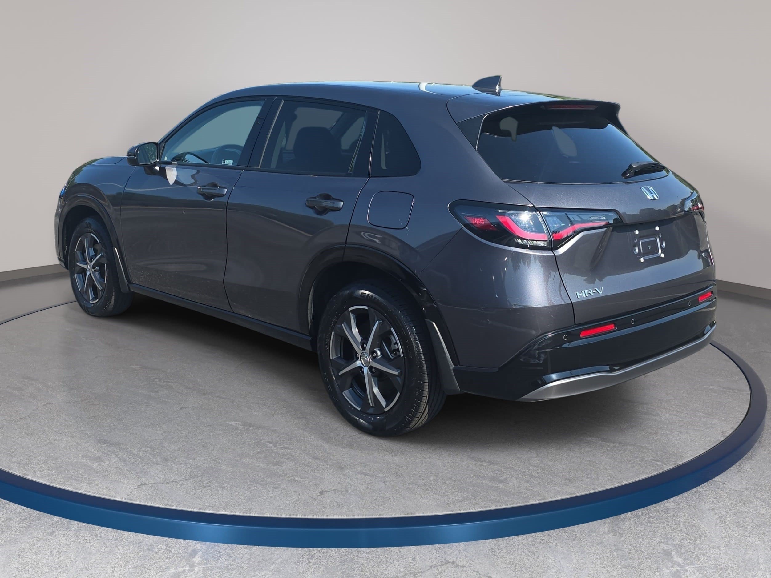 Used 2024 Honda HR-V EX-L image 7
