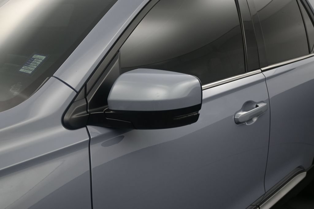 Used 2025 Honda Pilot Touring image 12