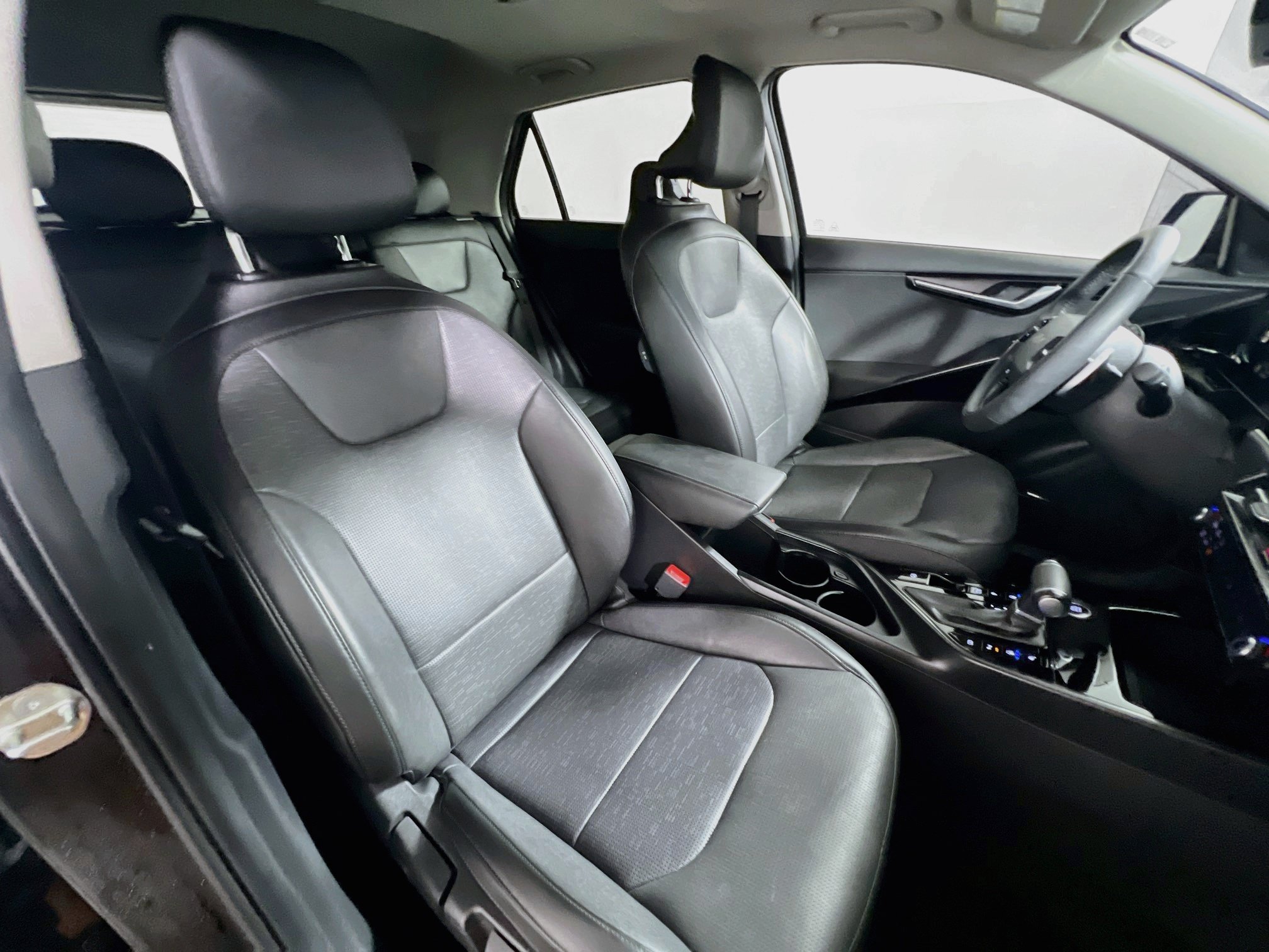 Used 2024 Kia Niro SX Touring FWD image 30