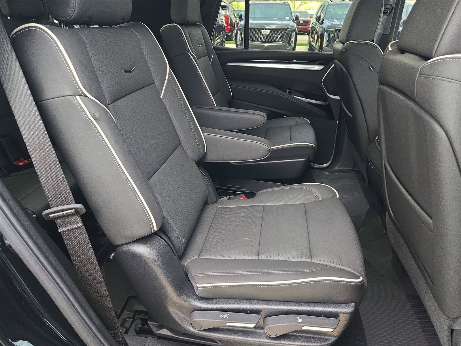 New 2026 Cadillac Escalade Sport w/ Touring Package AWD/4WD image 30