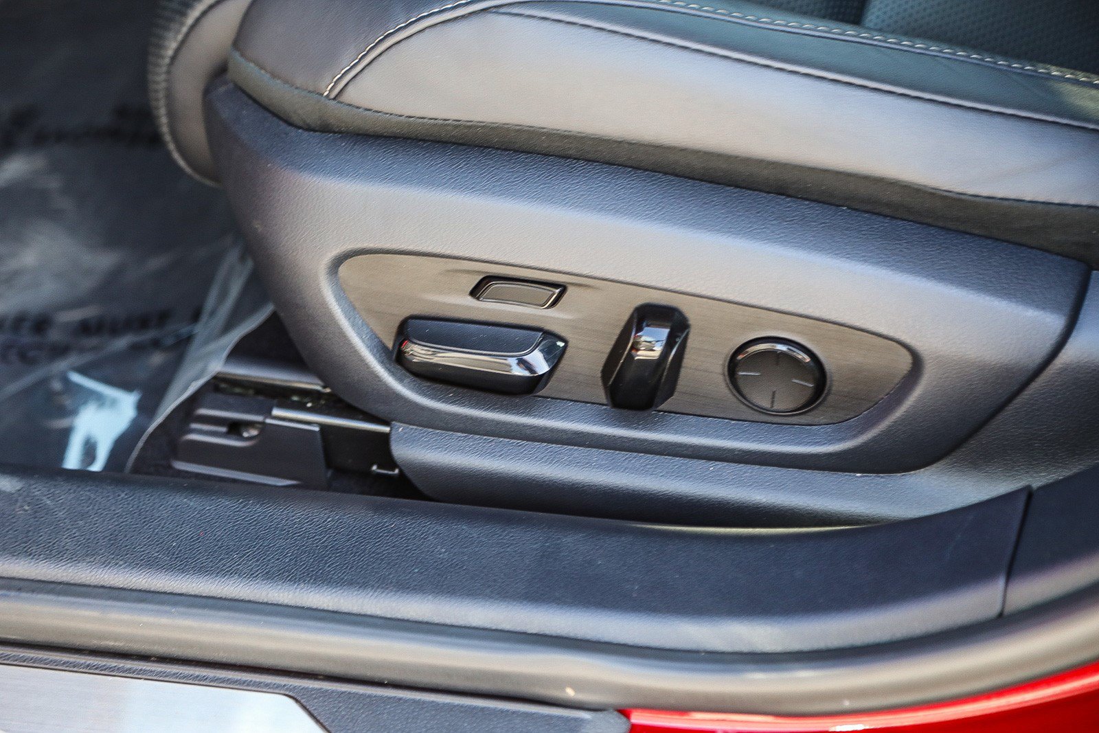 Used 2024 Lexus ES 300h w/ Accessory Package (Z2) FWD image 19