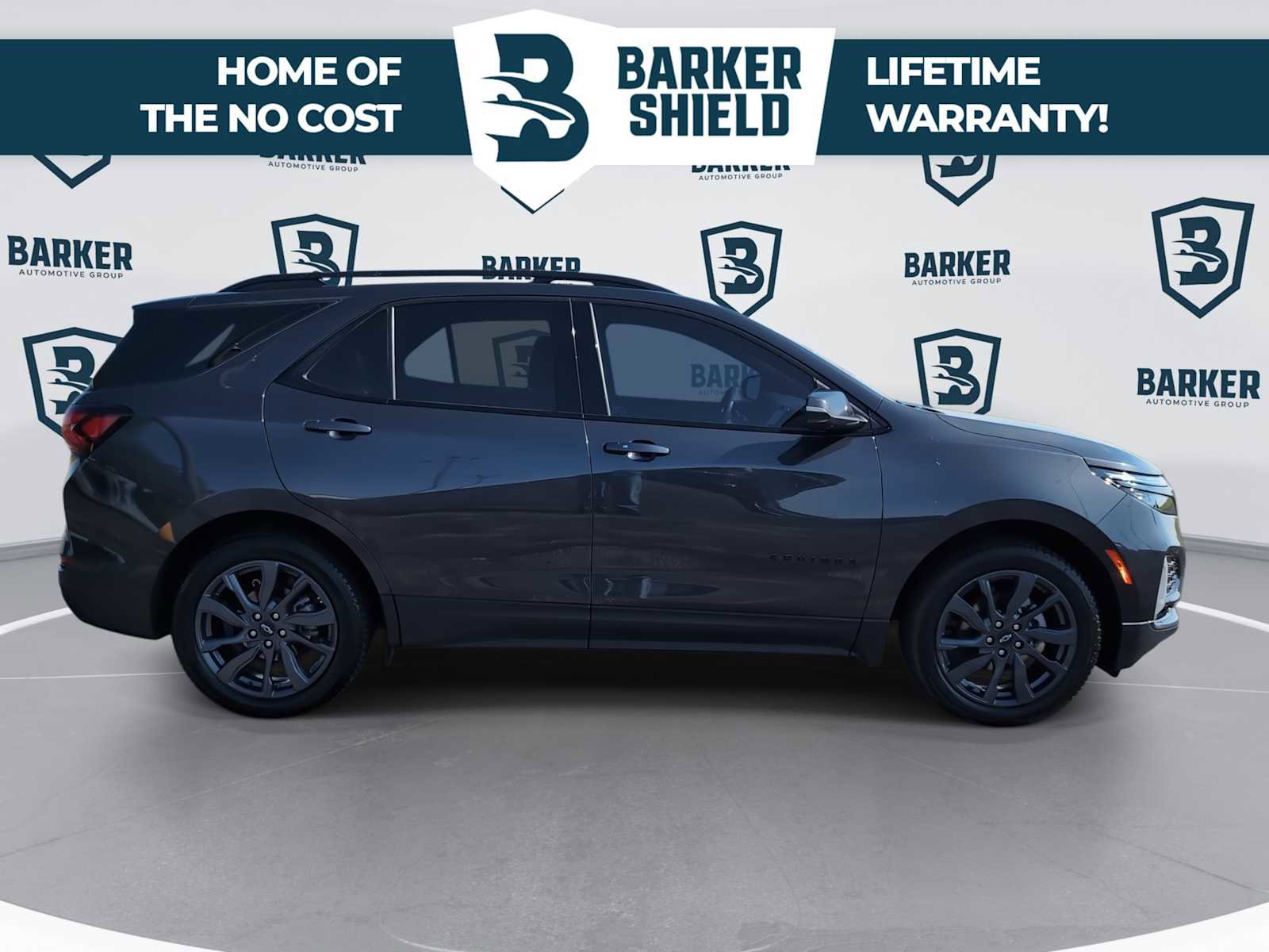 Used 2022 Chevrolet Equinox RS w/ Infotainment Package AWD/4WD image 9
