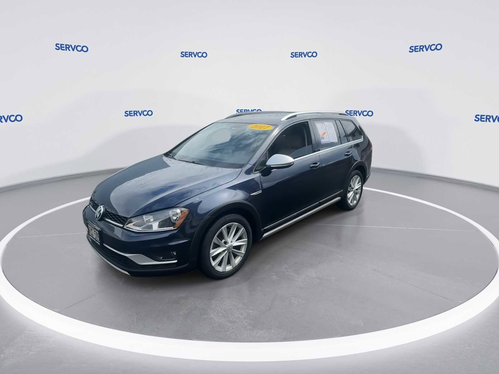 Used 2017 Volkswagen Golf Alltrack S image 4