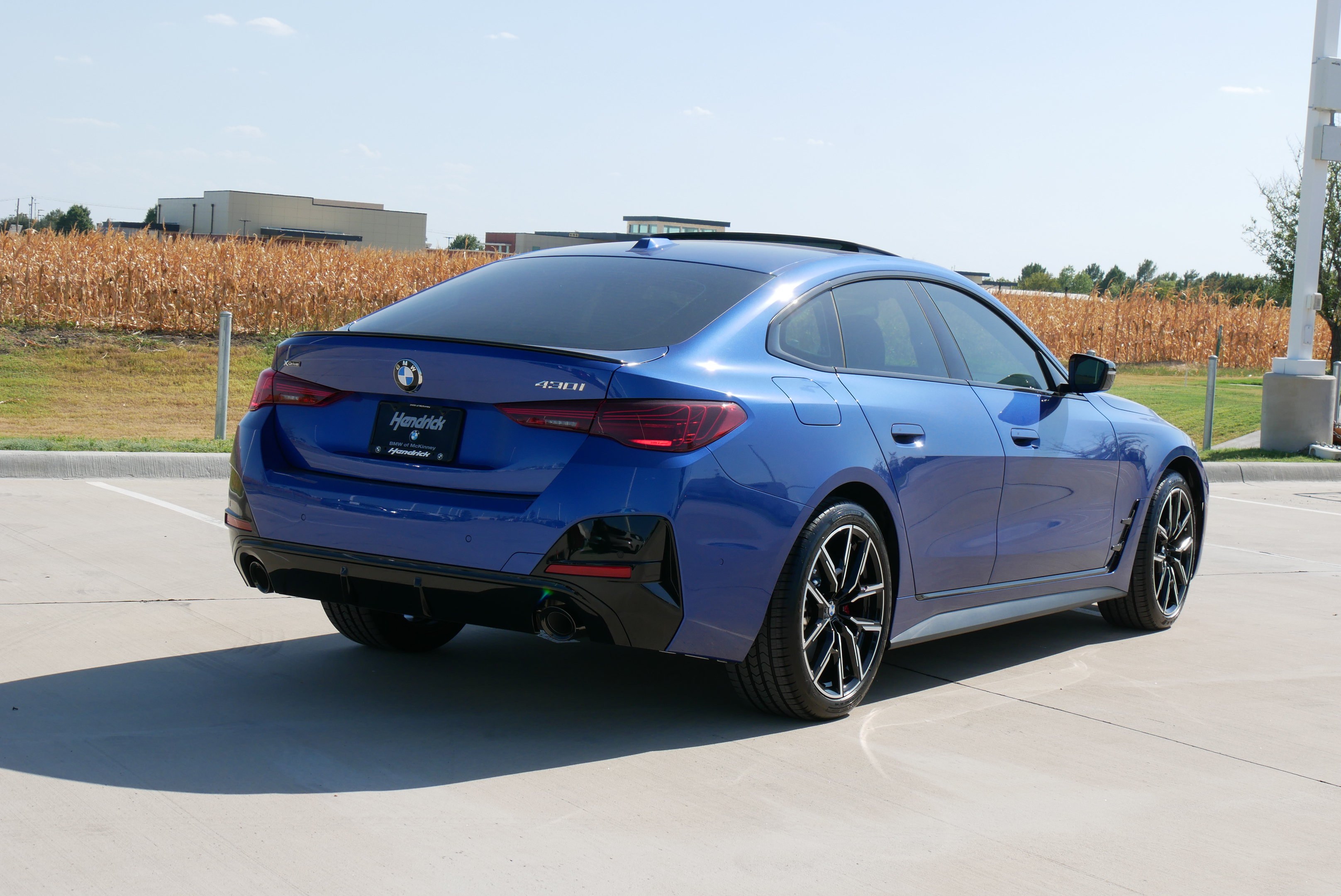 New 2026 BMW 430i xDrive w/ M Sport Package AWD/4WD image 7