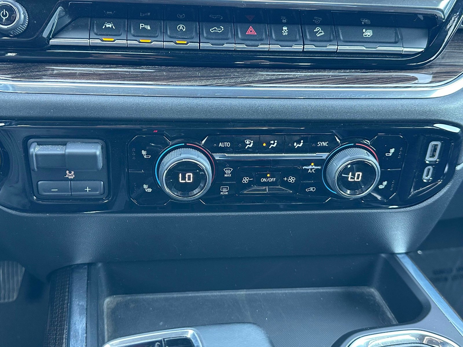 Used 2024 Chevrolet Silverado 1500 RST w/ All Star Edition Plus image 13