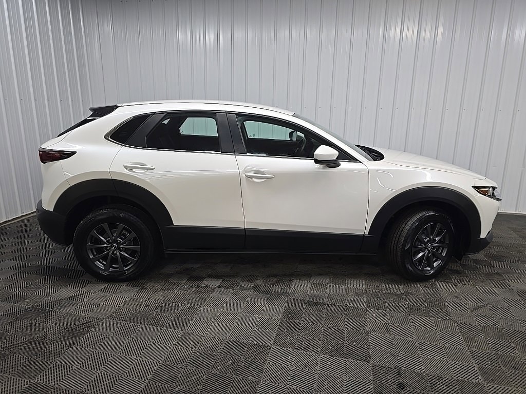Used 2022 MAZDA CX-30 AWD 2.5 S image 2