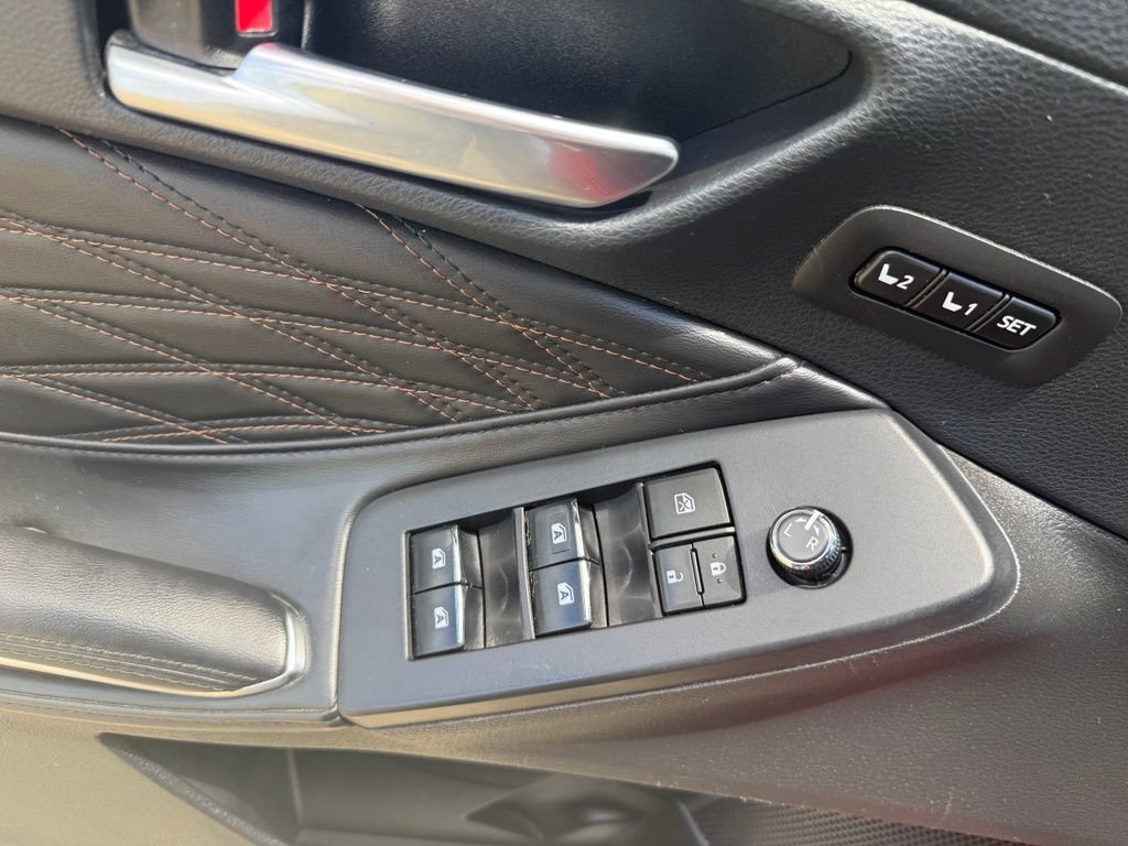 Used 2022 Toyota Avalon Limited w/ Advanced Safety Package FWD image 27