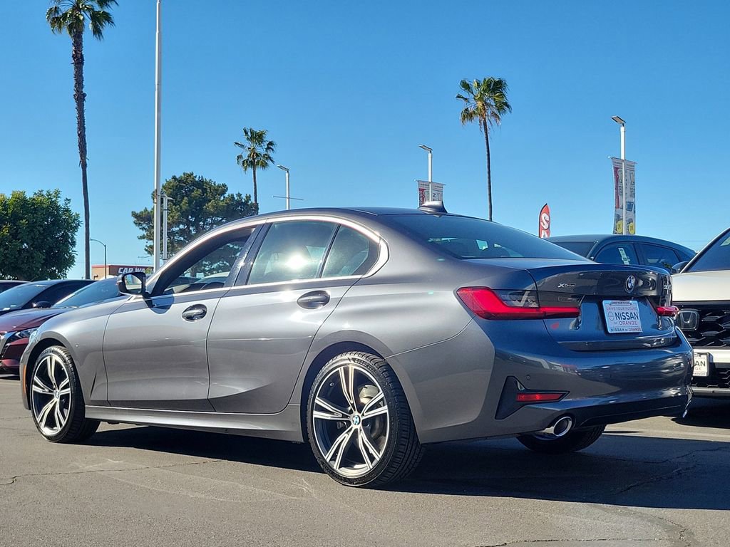 Used 2020 BMW 330i xDrive 330i xDrive w/ Premium Package image 2