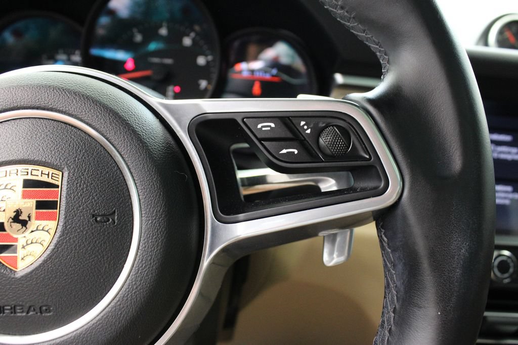 Used 2020 Porsche Macan AWD/4WD image 27