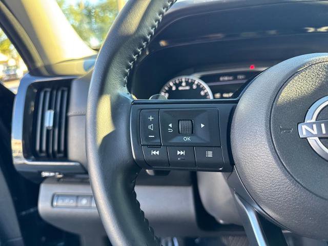 Certified 2023 Nissan Pathfinder SV w/ Black Appearance Package image 14