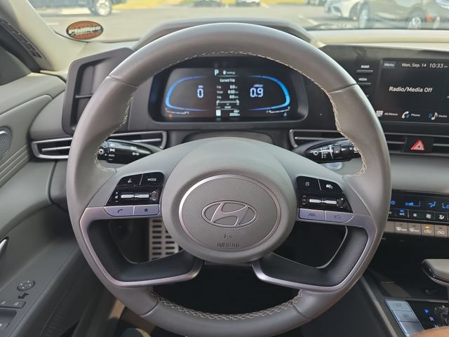 Used 2025 Hyundai Elantra Sport FWD image 23