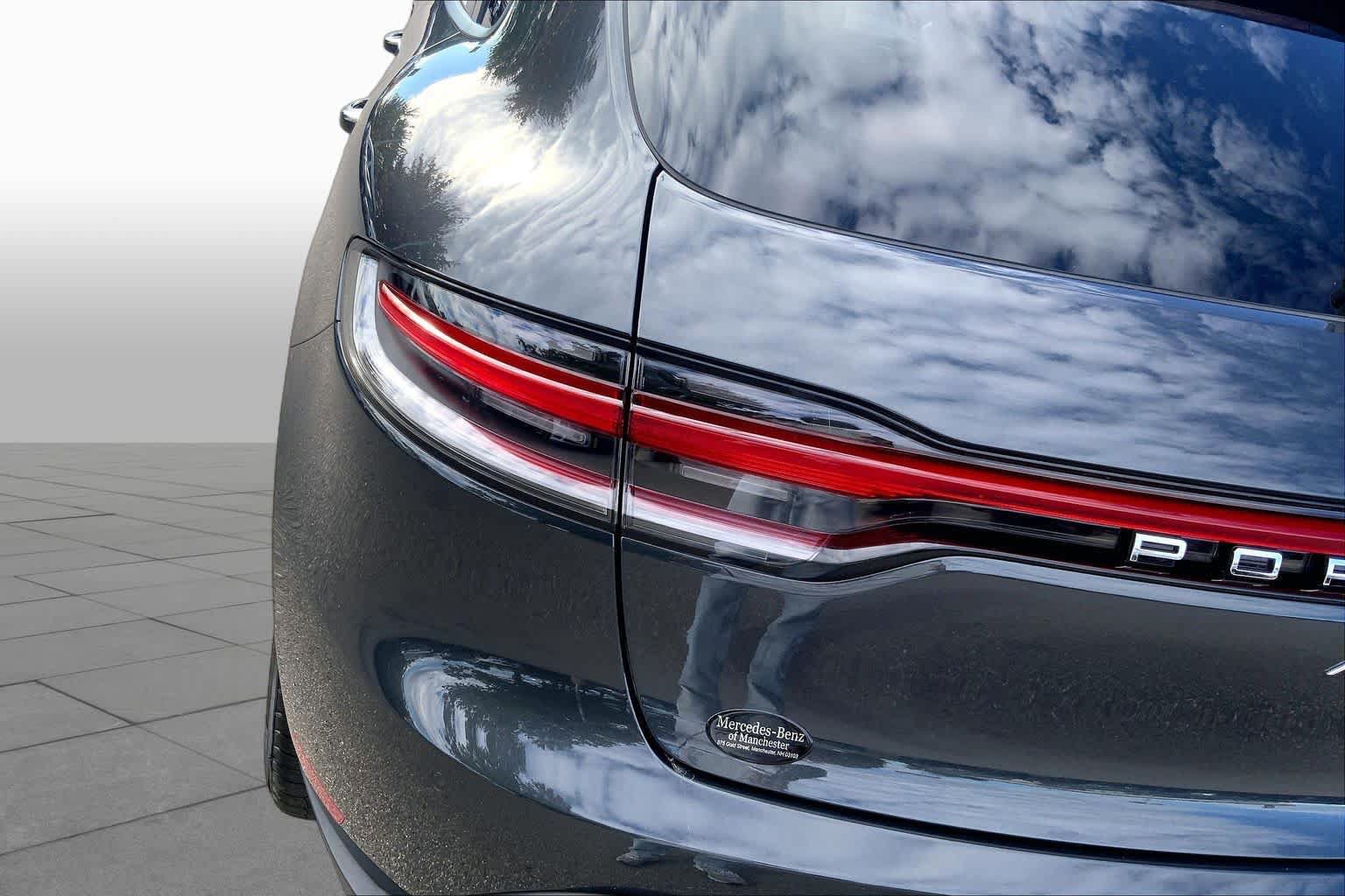 Used 2026 Porsche Macan AWD/4WD image 27