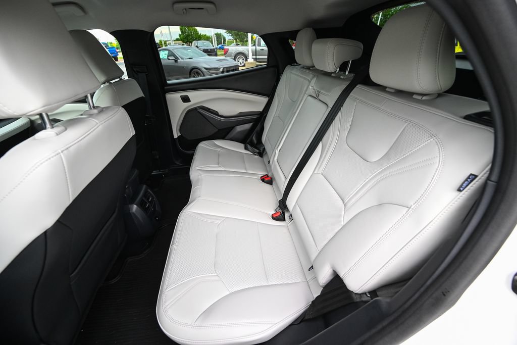 Used 2025 Ford Mustang Mach-E Premium AWD/4WD image 22