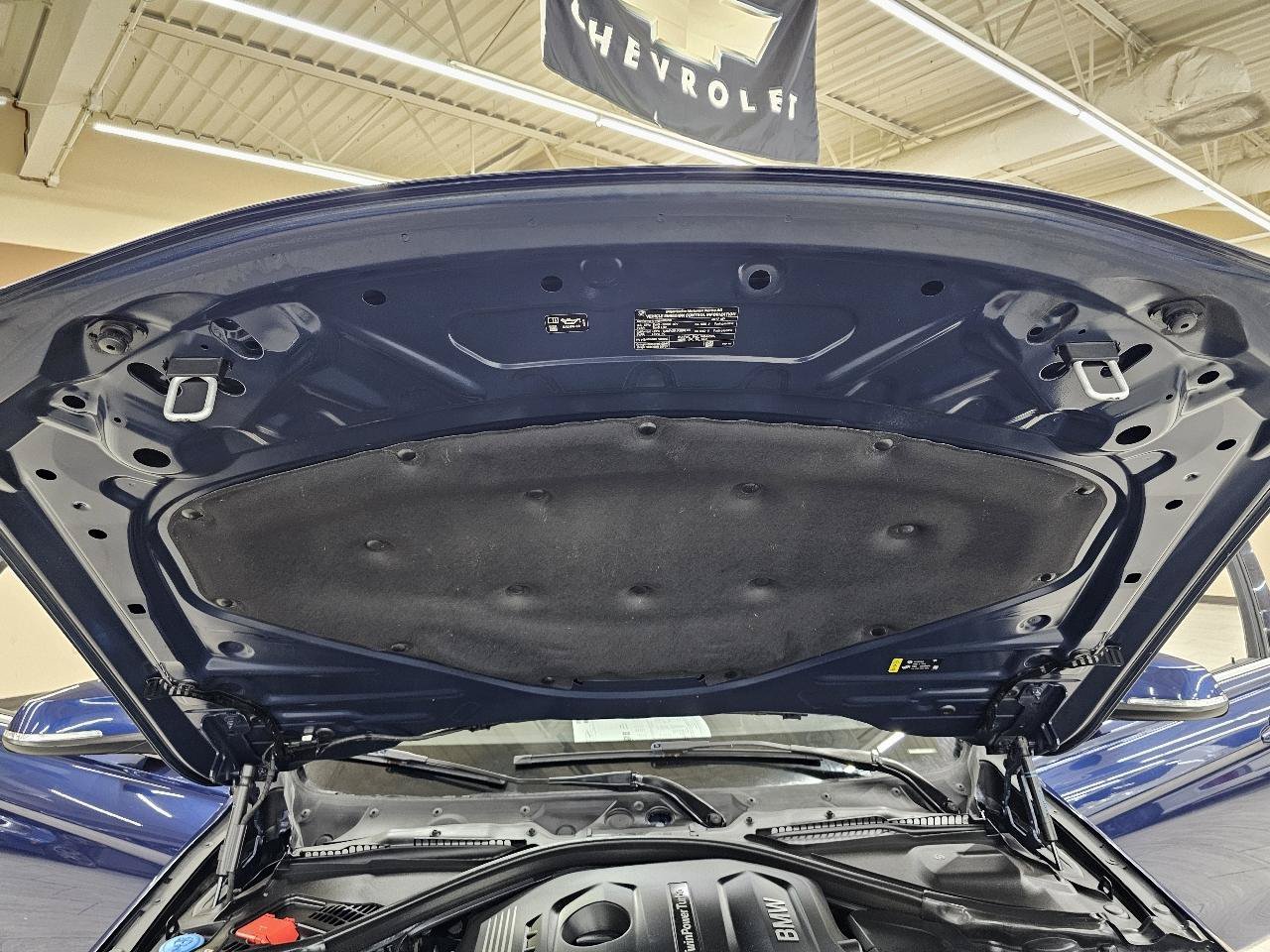 Used 2017 BMW 330i xDrive Sedan AWD/4WD image 41