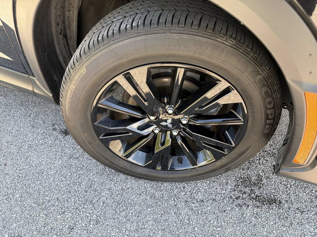 Used 2024 Mitsubishi Eclipse Cross LE AWD/4WD image 19