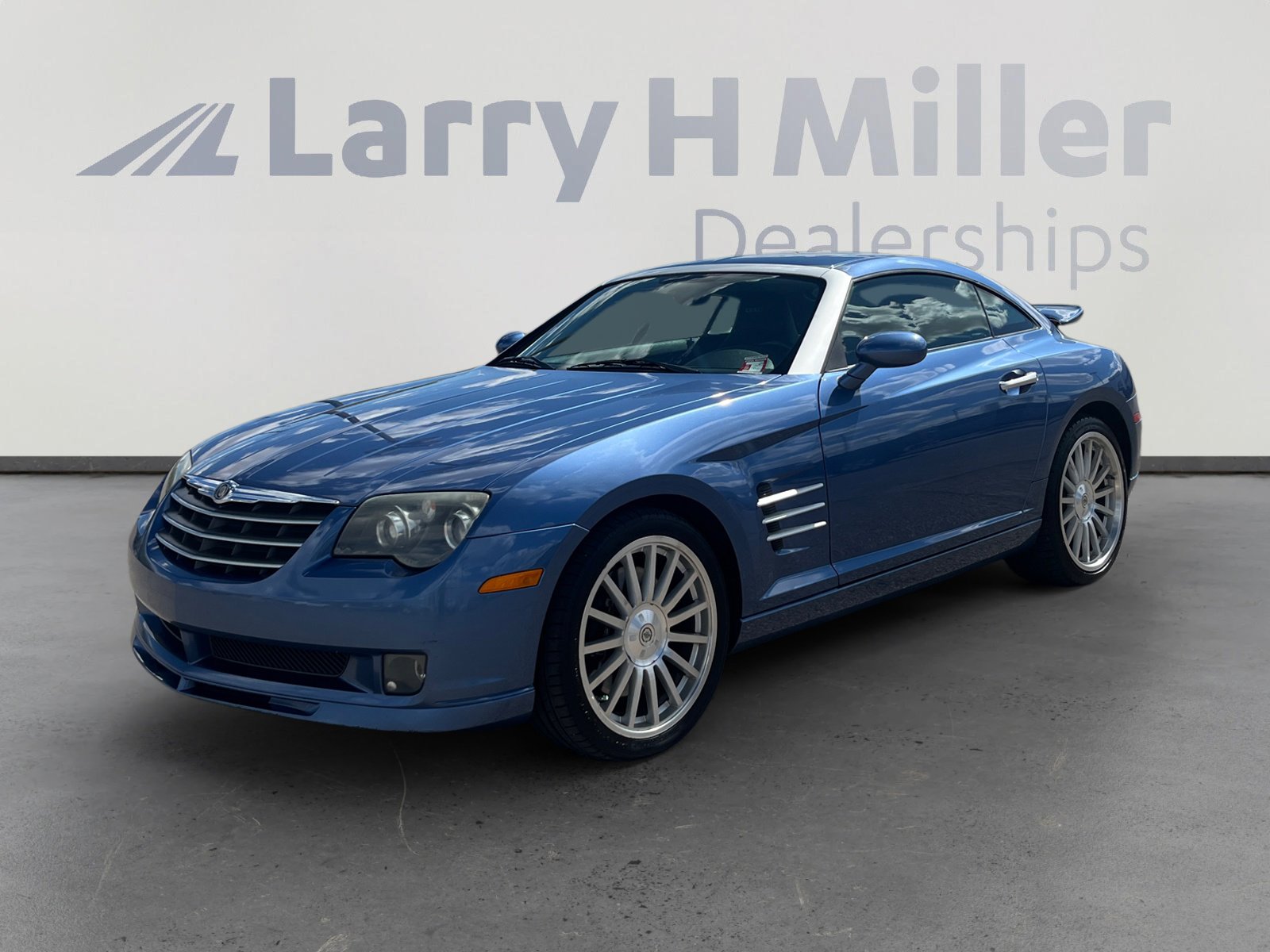 Used 2005 Chrysler Crossfire SRT-6 image 1