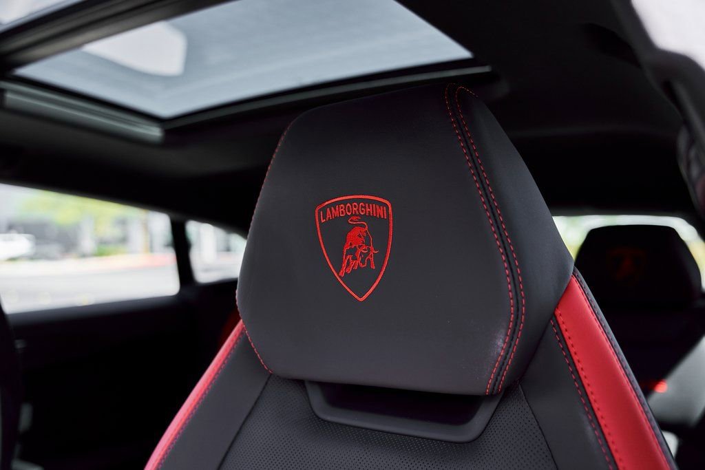 Used 2024 Lamborghini Urus Performante image 58