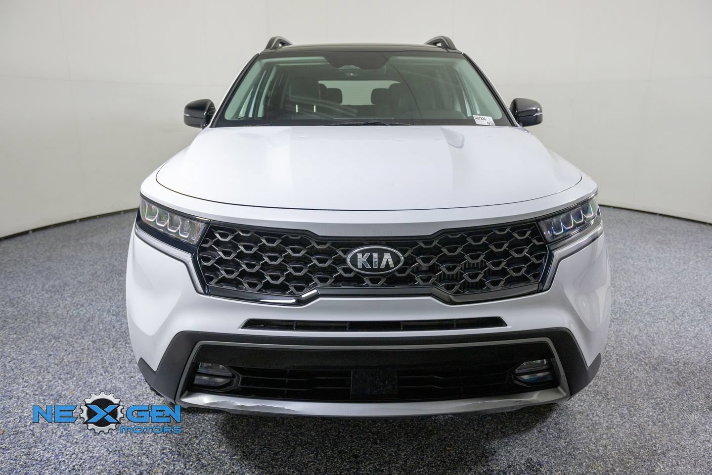 Used 2021 Kia Sorento EX w/ EX AWD X-Line Package image 2