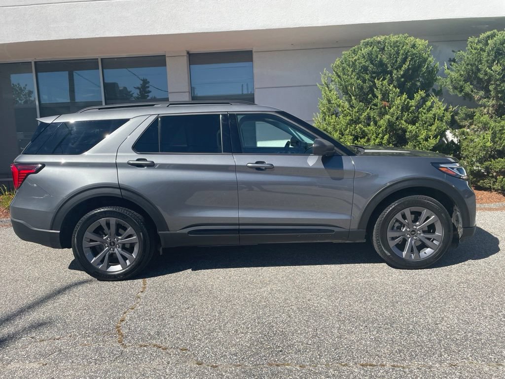 Certified 2026 Ford Explorer Active w/ Active Comfort Package AWD/4WD image 7