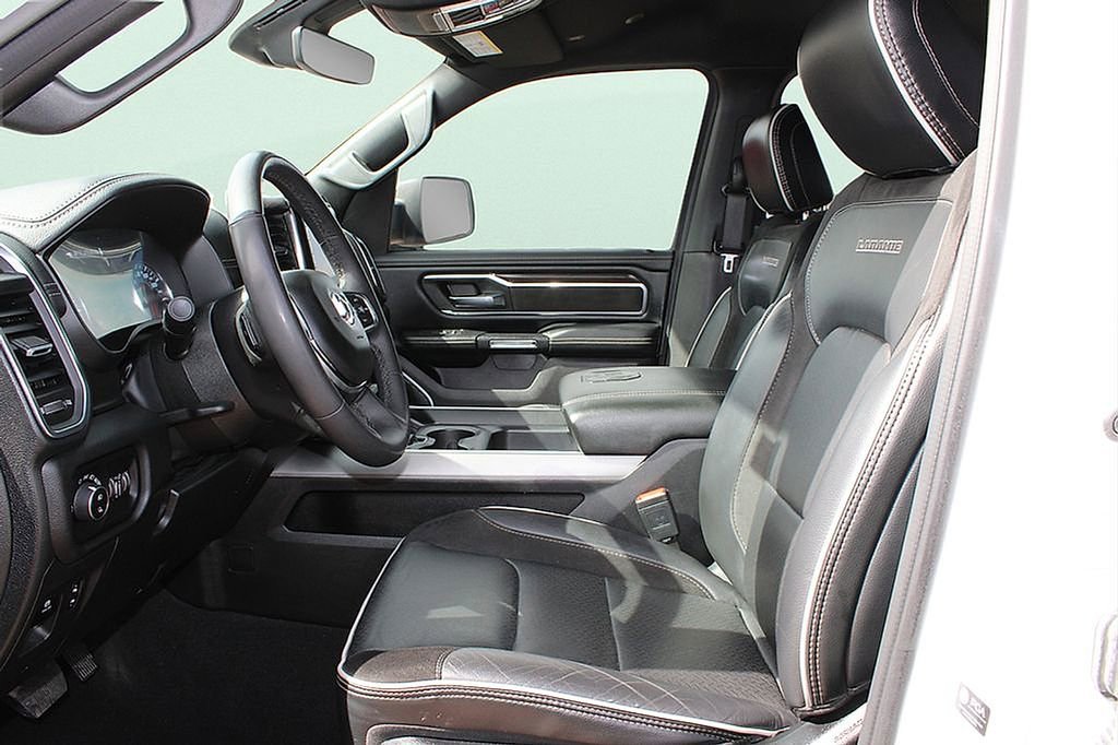 Used 2025 RAM 1500 Laramie image 17