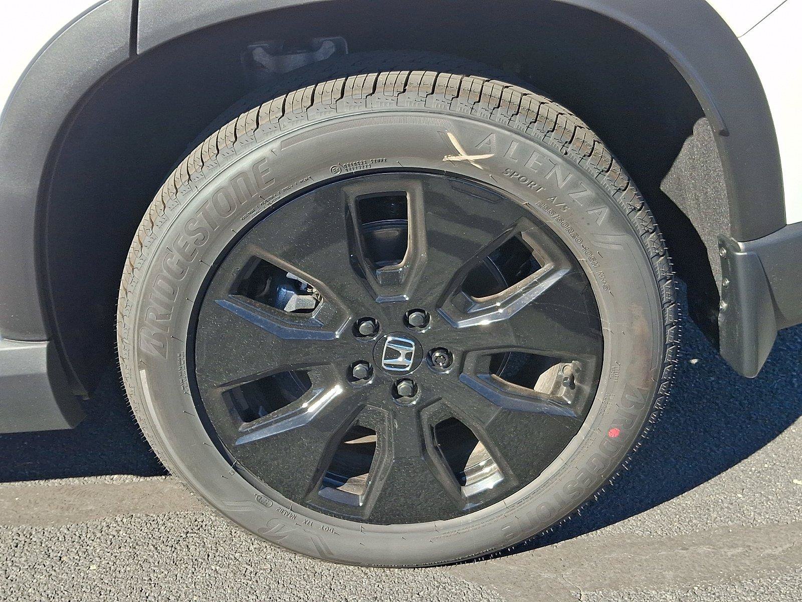 New 2026 Honda Pilot Black Edition image 5