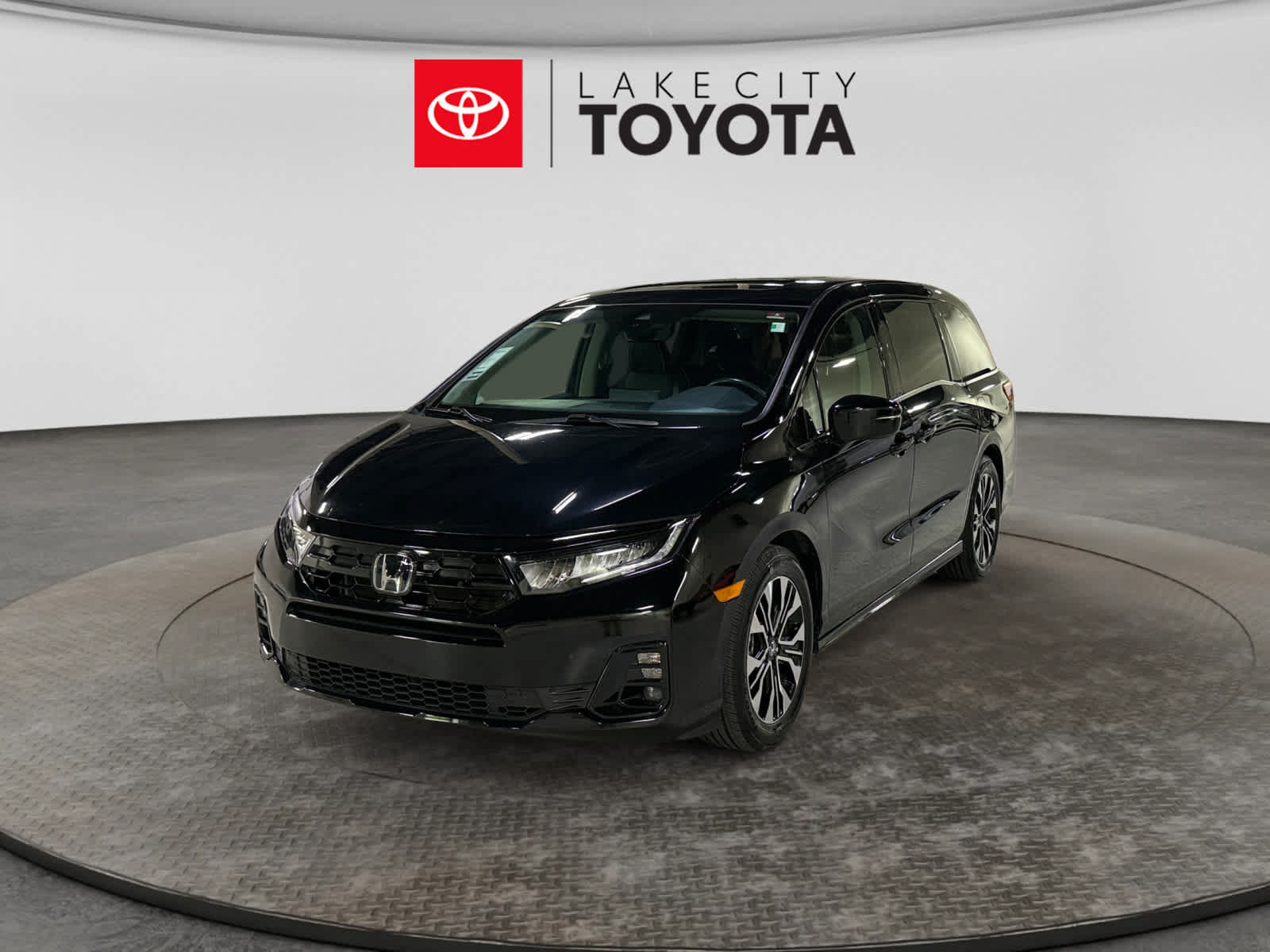 Used 2025 Honda Odyssey Elite