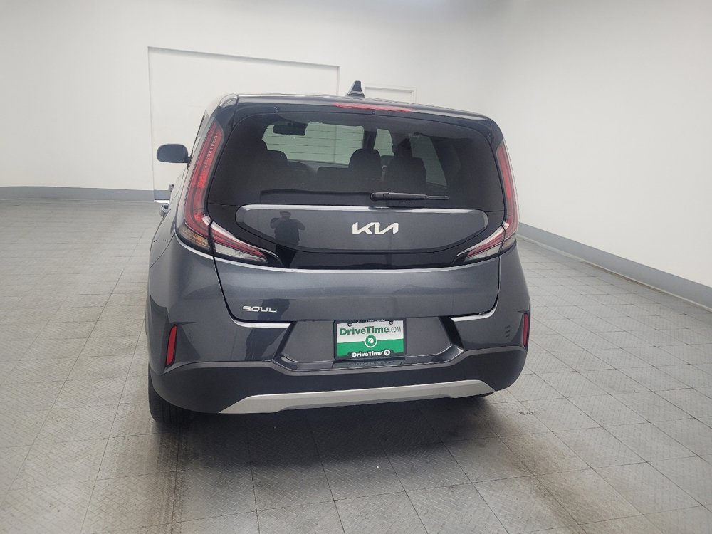 Used 2025 Kia Soul LX image 6