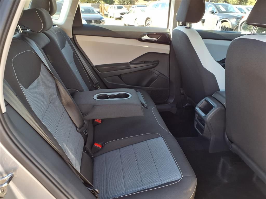Certified 2025 Volkswagen Taos S image 25