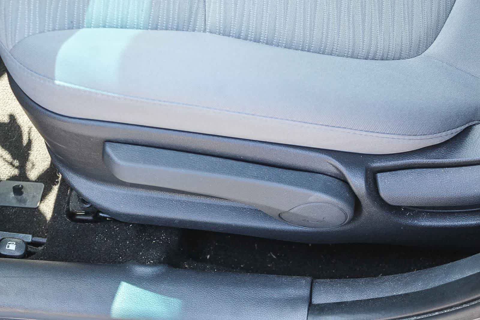 Used 2016 Hyundai Accent SE w/ Option Group 02 FWD image 27