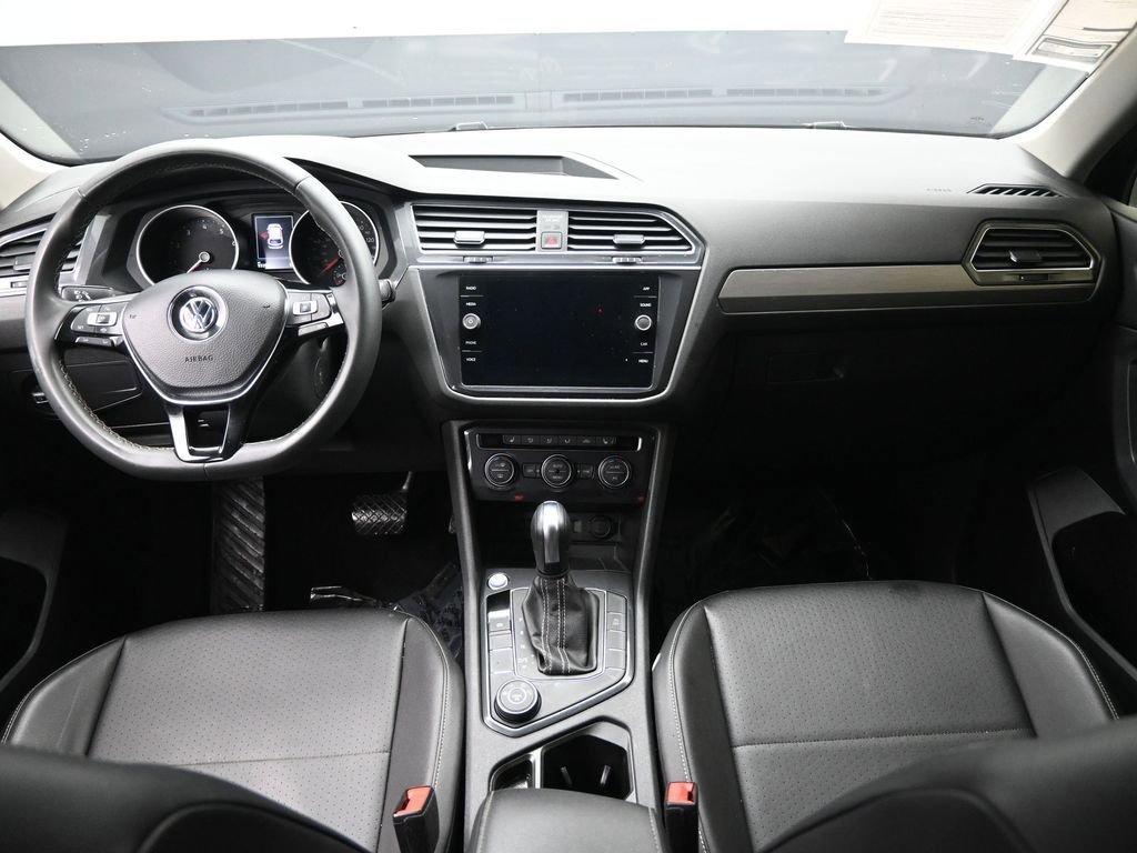 Used 2021 Volkswagen Tiguan SE AWD/4WD image 24
