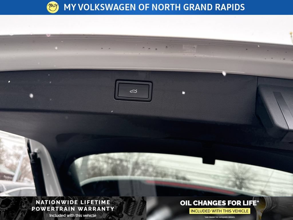 New 2026 Volkswagen Tiguan SE AWD/4WD image 19