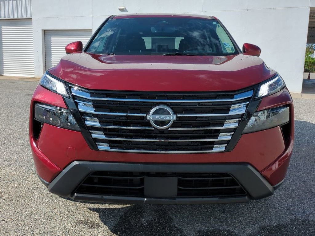 Certified 2025 Nissan Rogue SV image 9