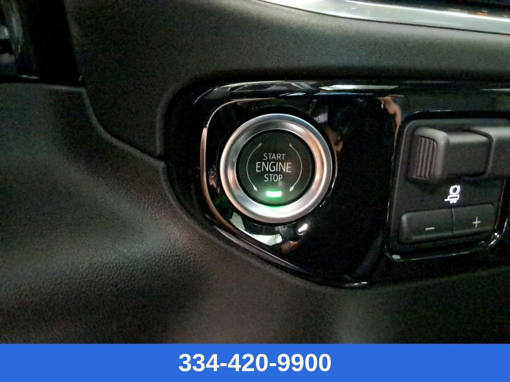 Used 2025 Chevrolet Silverado 1500 LTZ w/ LTZ Premium Package image 29