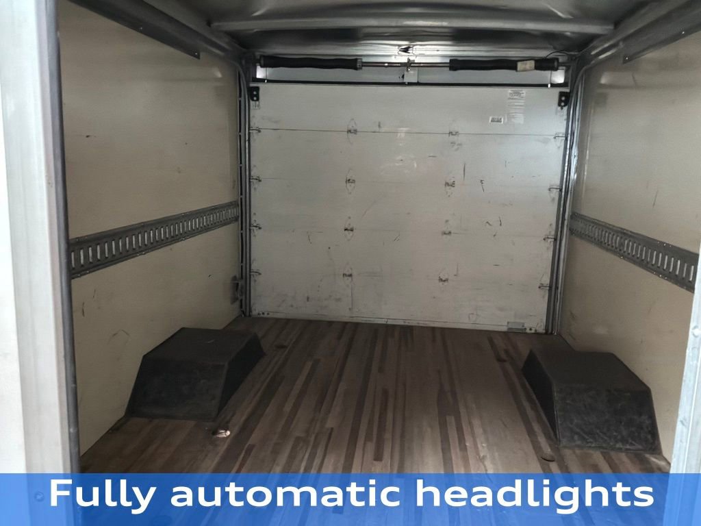 Used 2009 GMC Savana 3500 image 16