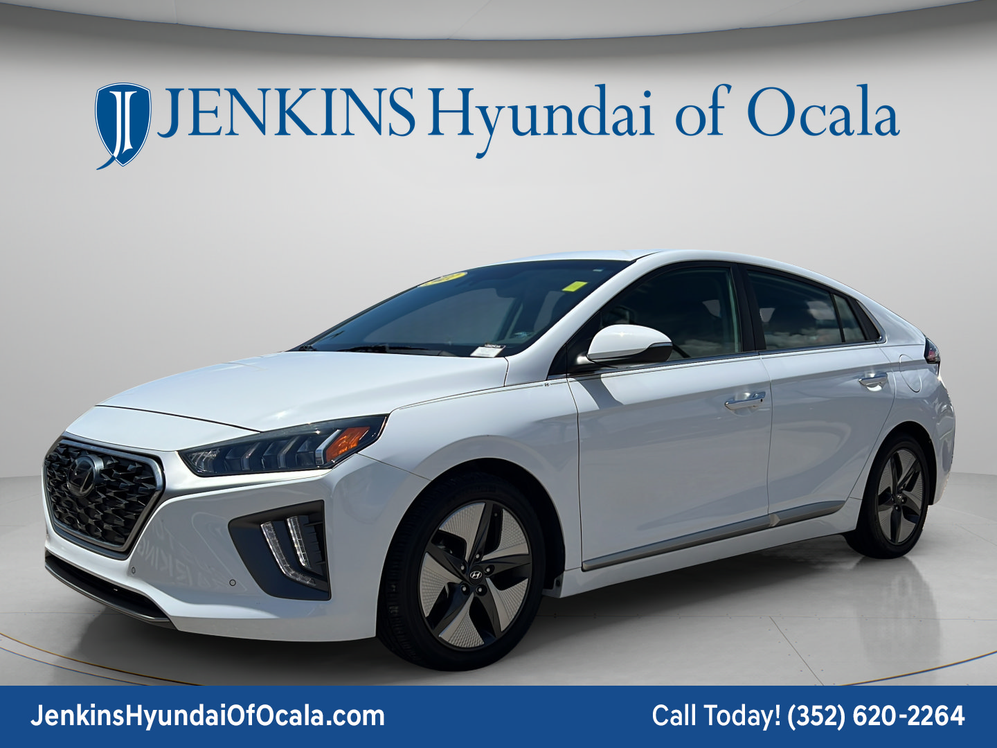 Certified 2021 Hyundai Ioniq Limited FWD image 7