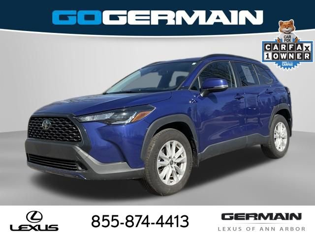 Used 2022 Toyota Corolla Cross LE w/ Black Badges Package (TMS) image 1