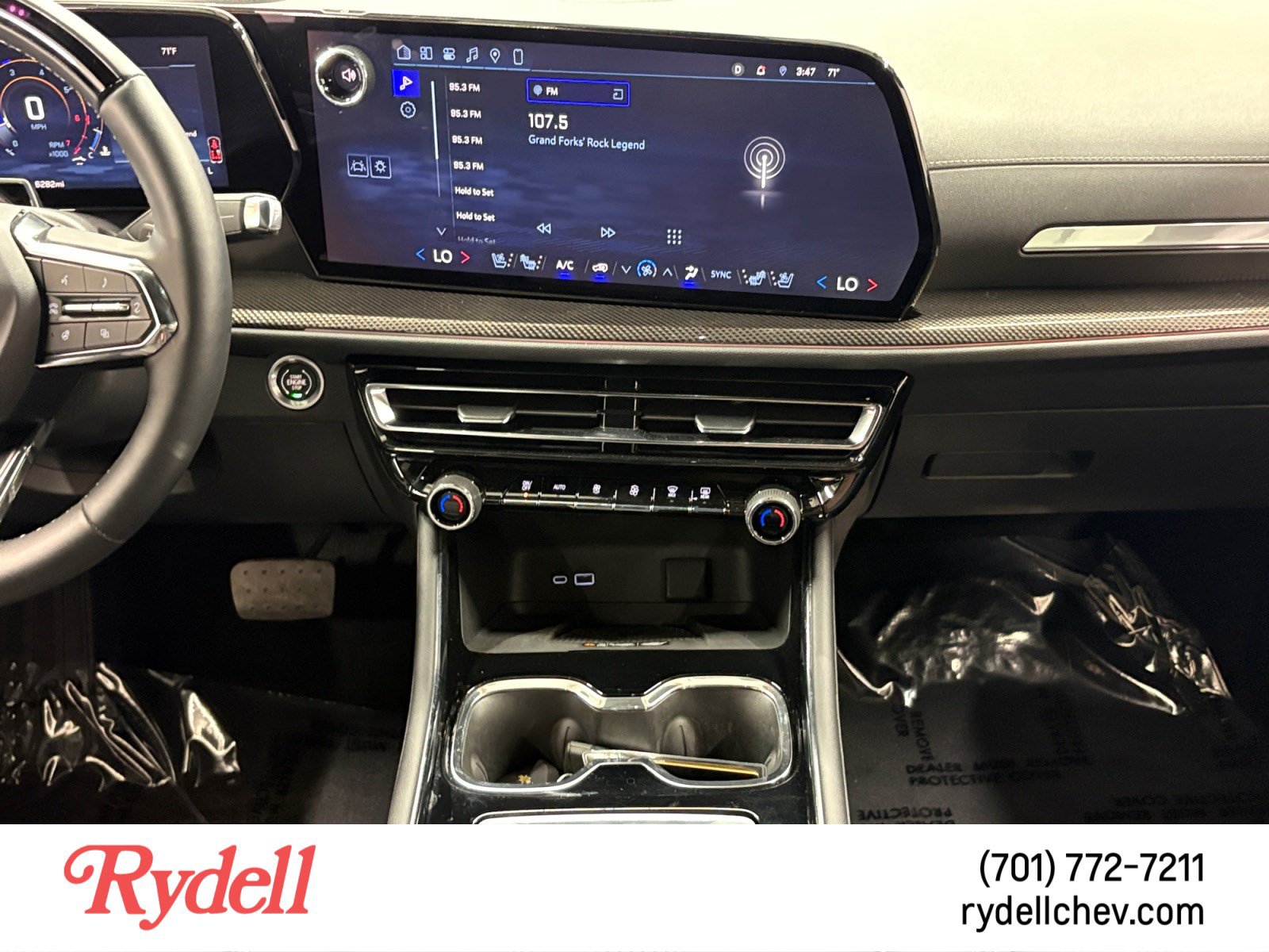 Used 2026 Chevrolet Traverse High Country w/ LPO, Floor Liner Package AWD/4WD image 15
