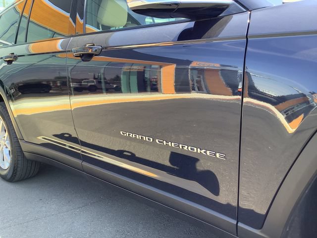 Used 2023 Jeep Grand Cherokee L Limited w/ Trailer Tow Group (B) AWD/4WD image 44