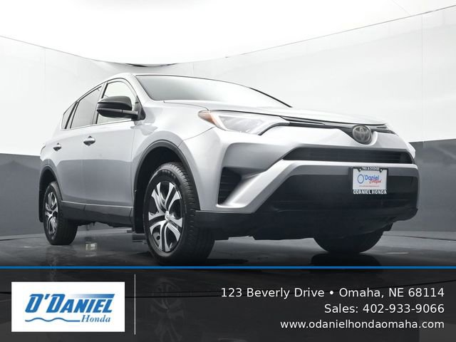 Used 2018 Toyota RAV4 LE w/ All Weather Liner Package AWD/4WD image 14