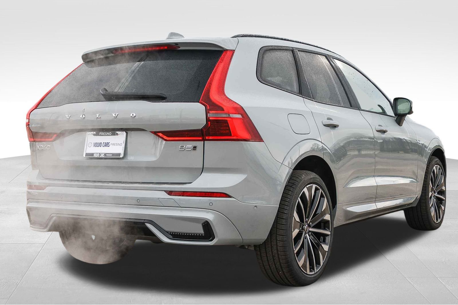 New 2026 Volvo XC60 B5 Ultra w/ Protection Package Premier image 5