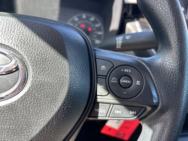 Used 2025 Toyota Corolla LE FWD image 16