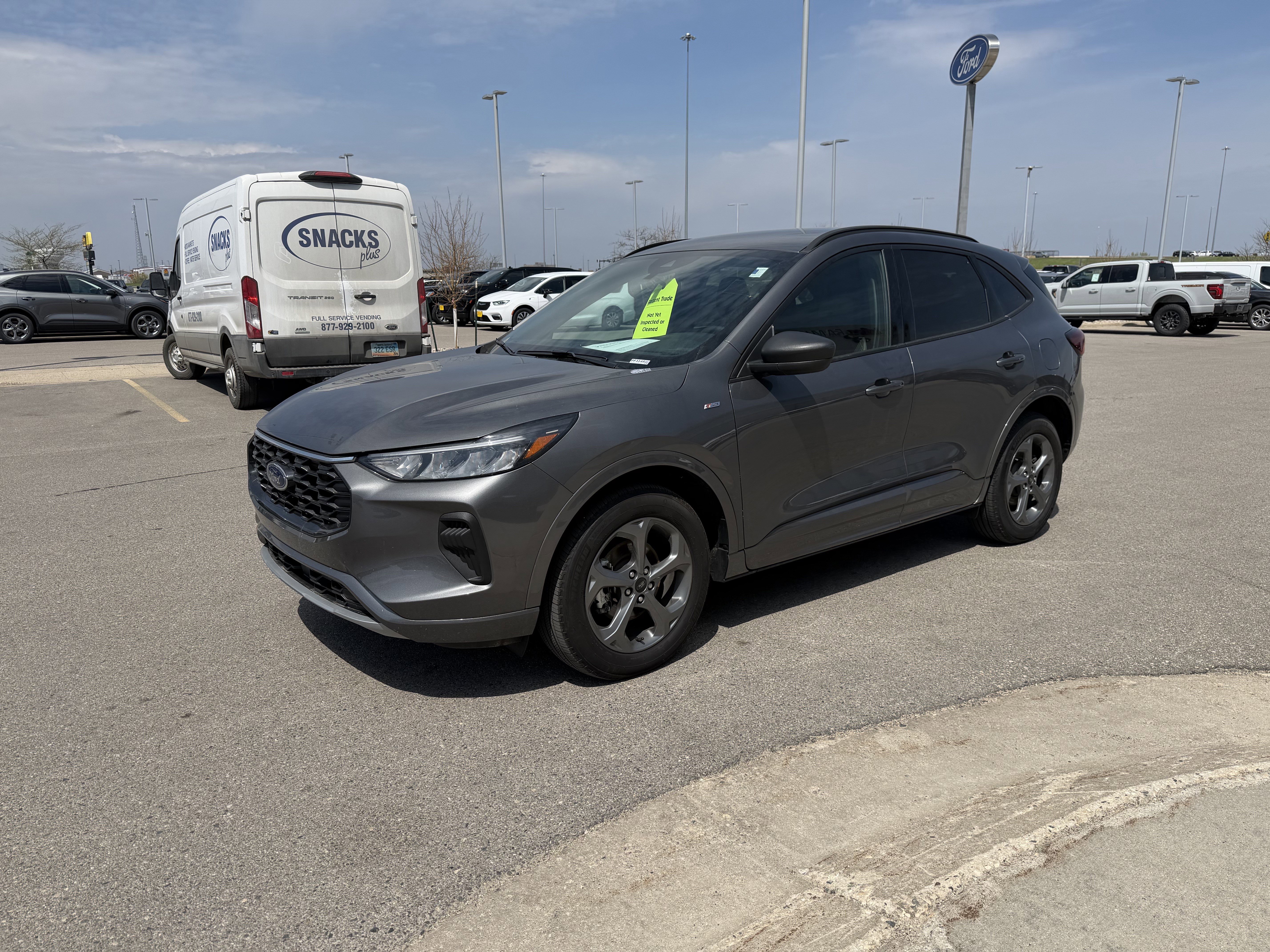 Used 2023 Ford Escape ST-Line AWD/4WD image 2