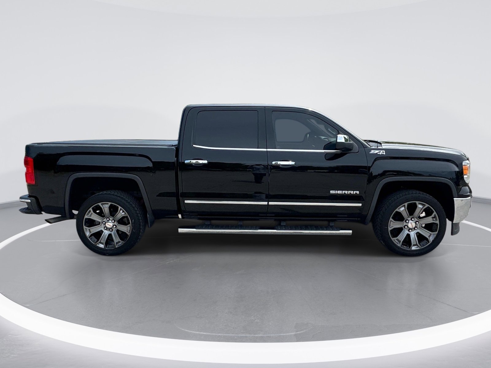Used 2015 GMC Sierra 1500 SLT w/ SLT Crew Cab Value Package AWD/4WD image 9