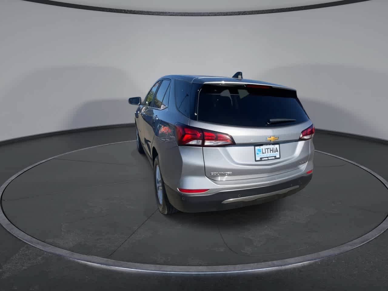 Used 2024 Chevrolet Equinox LT AWD/4WD image 7